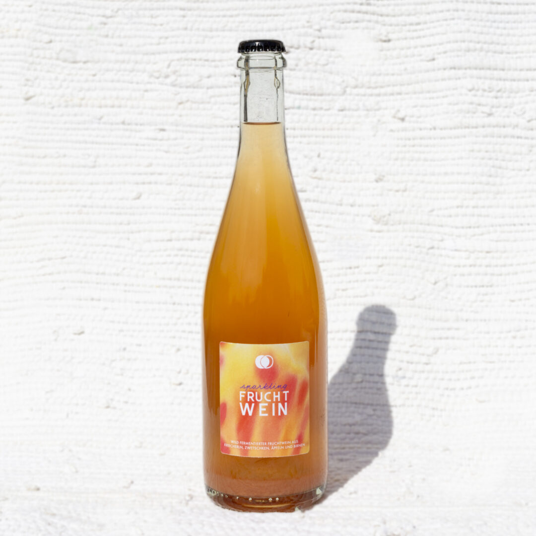 Fruit wine <br><p id="woo-subtitle">Carbonic Maceration </p>